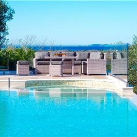 8 Bedroom villa with pool & seaview, near Acharavi, sleeps 16-18